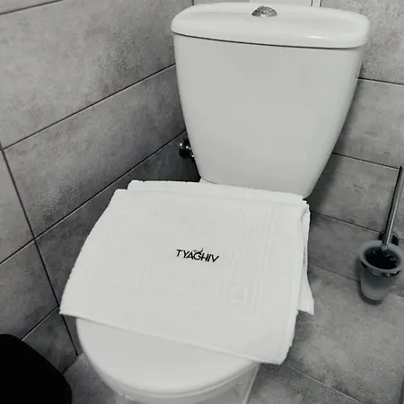 Готель Тячів *