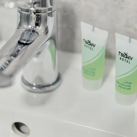 Готель Тячів