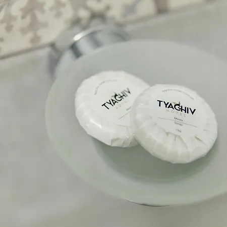 Готель Тячів