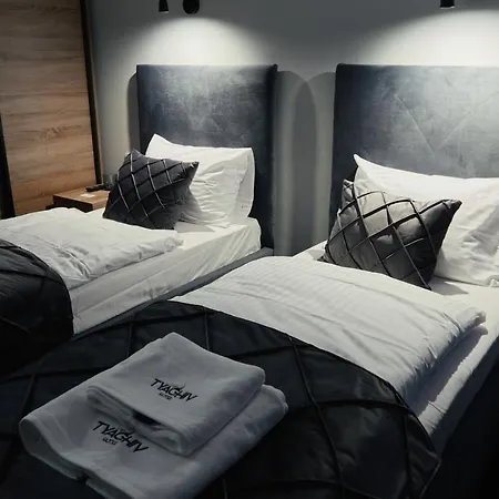 Готель Тячів Hotel Tyachiv