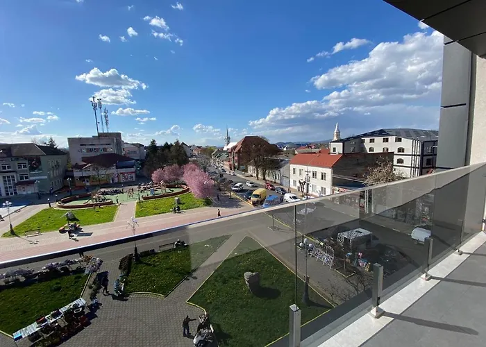 Hotel Готель Тячів *