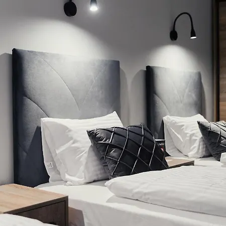 Готель Тячів Hotel Tyachiv