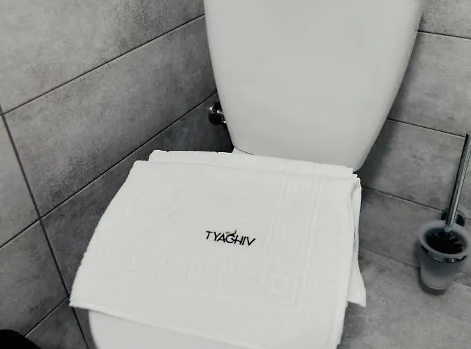 Готель Тячів *